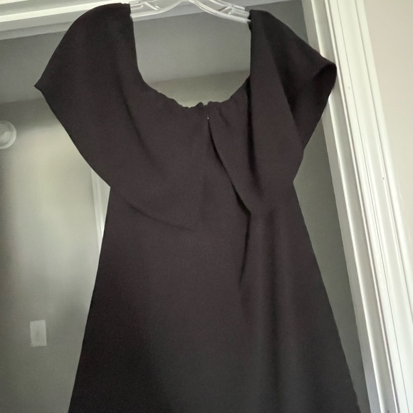 Off Shoulder Obsessed! - Picture 2 of 6